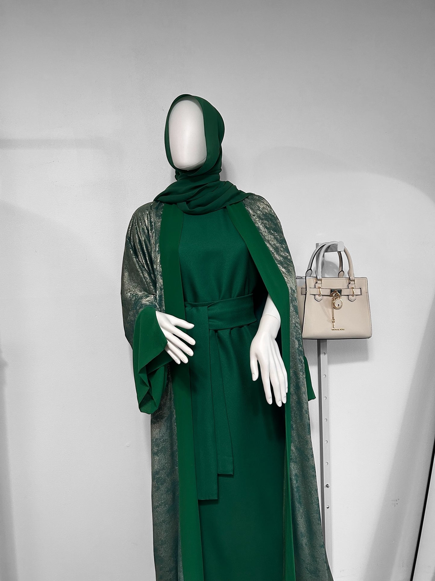 abaya green