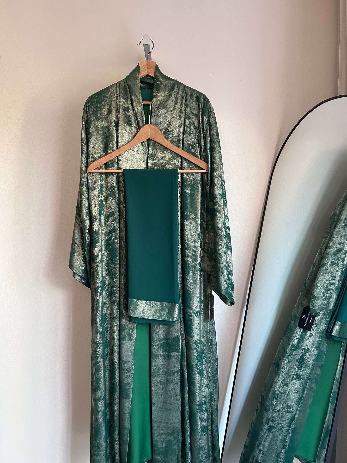 Green Shimmer abaya set 