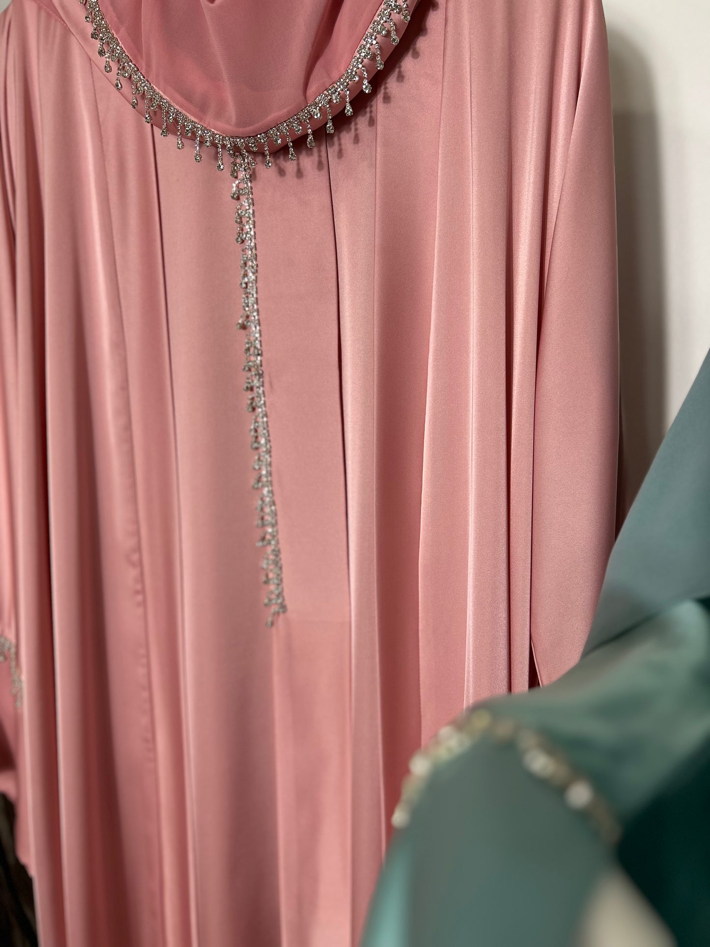 Silky Satin Abaya Set | 4-Piece Dubai Style with Inner Dress, Belt, Scarf & Stone Details | Custom Made Abaya for Weddings and  Eid