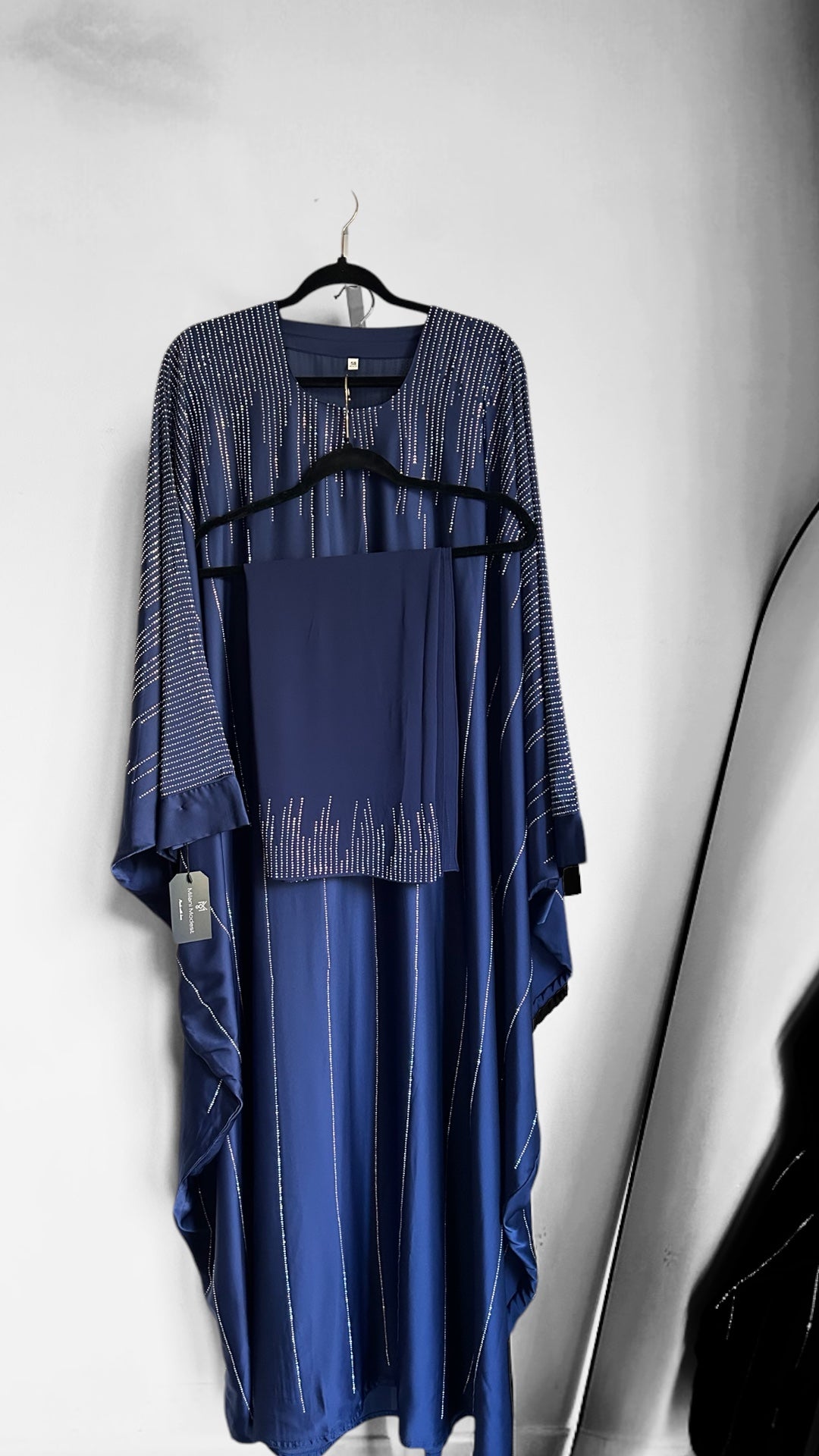 A gorgeous royal blue Khaleeji butterfly abaya